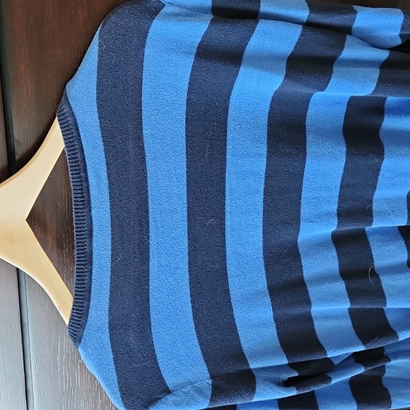 100% cotton sweater - Picture 3 of 3